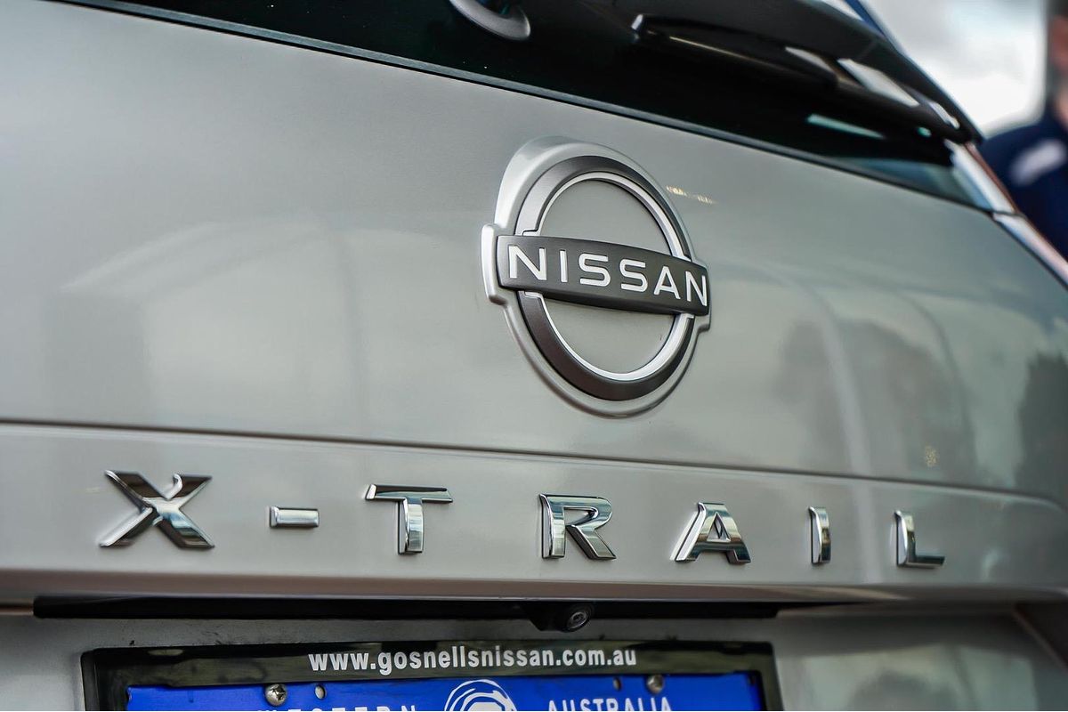 2024 Nissan X-TRAIL ST T33