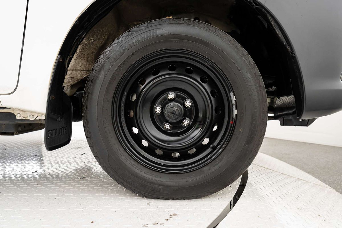 2018 Toyota Hilux Workmate TGN121R Rear Wheel Drive