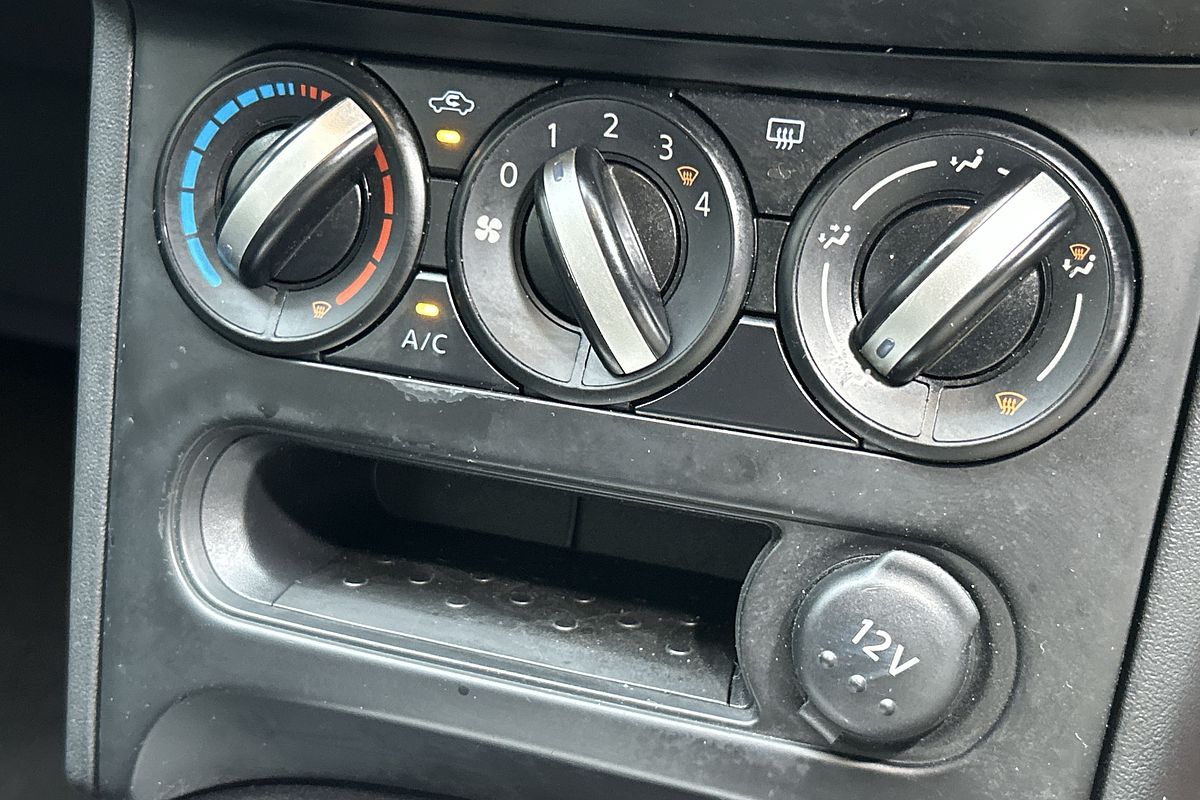 2011 Nissan Dualis ST J10 Series II