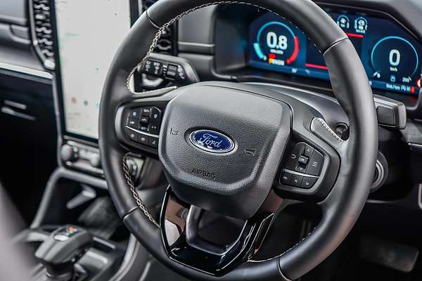 2025 Ford Everest Platinum 3.0L