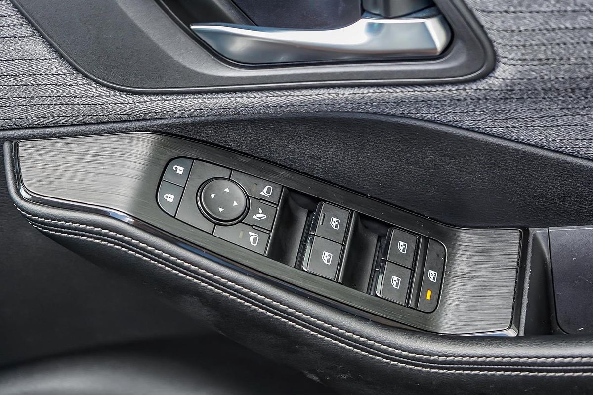 2024 Nissan X-TRAIL ST T33