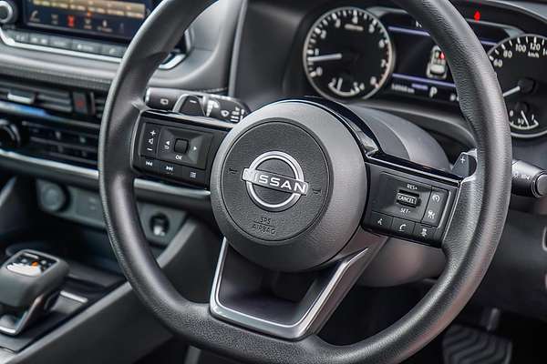 2024 Nissan X-TRAIL ST T33