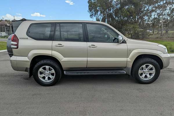 2004 Toyota Landcruiser Prado GXL GRJ120R