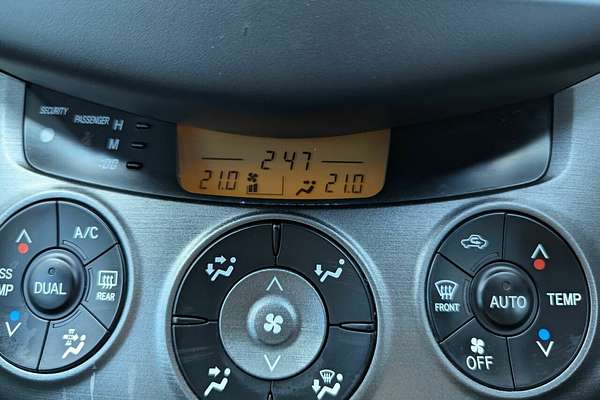 2009 Toyota RAV4 Cruiser ACA33R