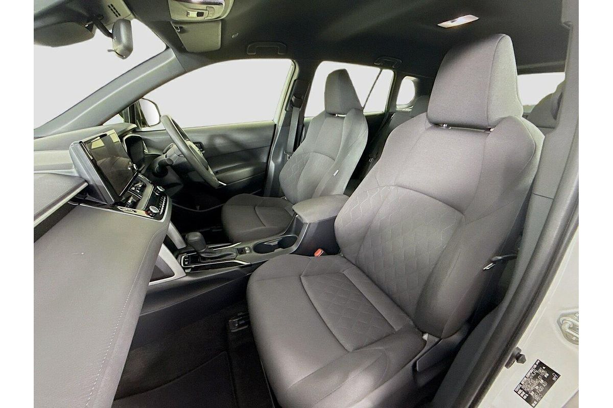 2024 Toyota Corolla Cross GX MXGH10R
