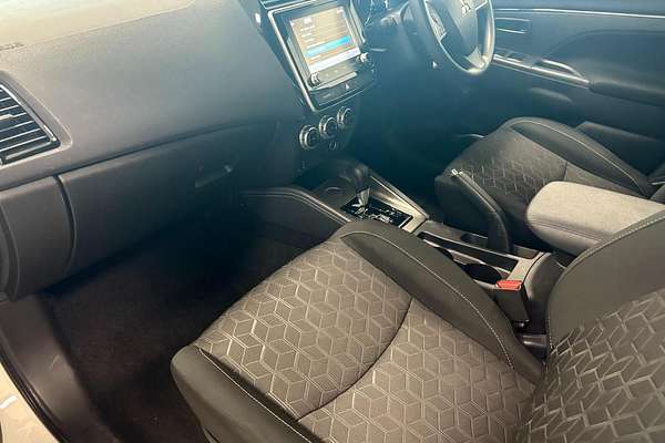 2023 Mitsubishi ASX ES XD