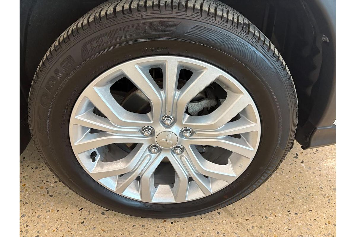 2023 Mitsubishi ASX ES XD