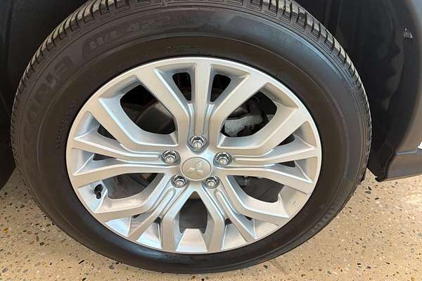 2023 Mitsubishi ASX ES XD