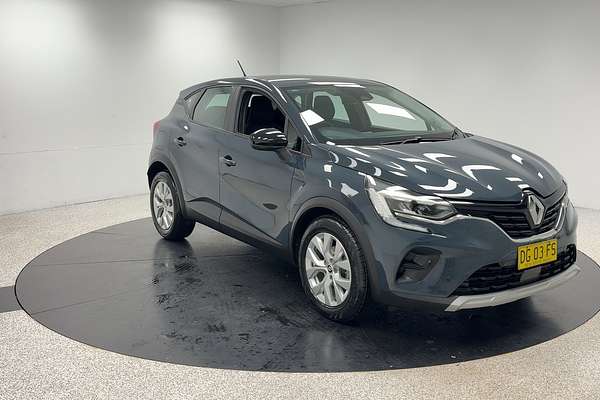 2023 Renault Captur Life XJB