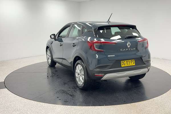2023 Renault Captur Life XJB