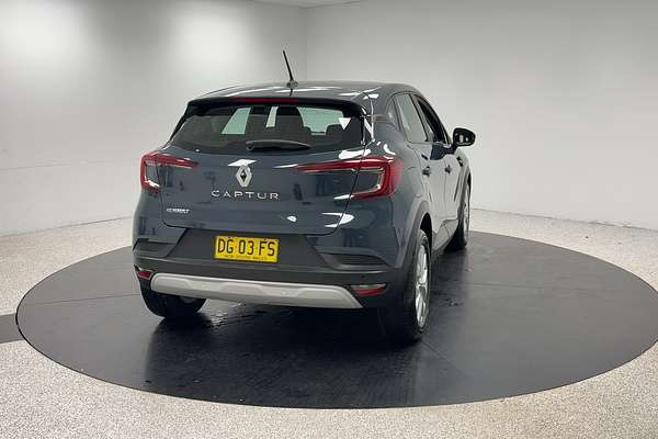 2023 Renault Captur Life XJB