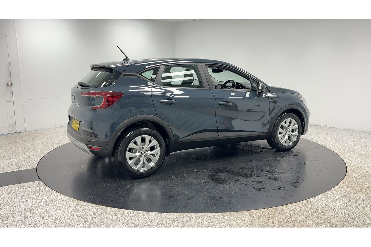 2023 Renault Captur Life XJB