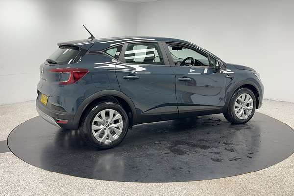 2023 Renault Captur Life XJB