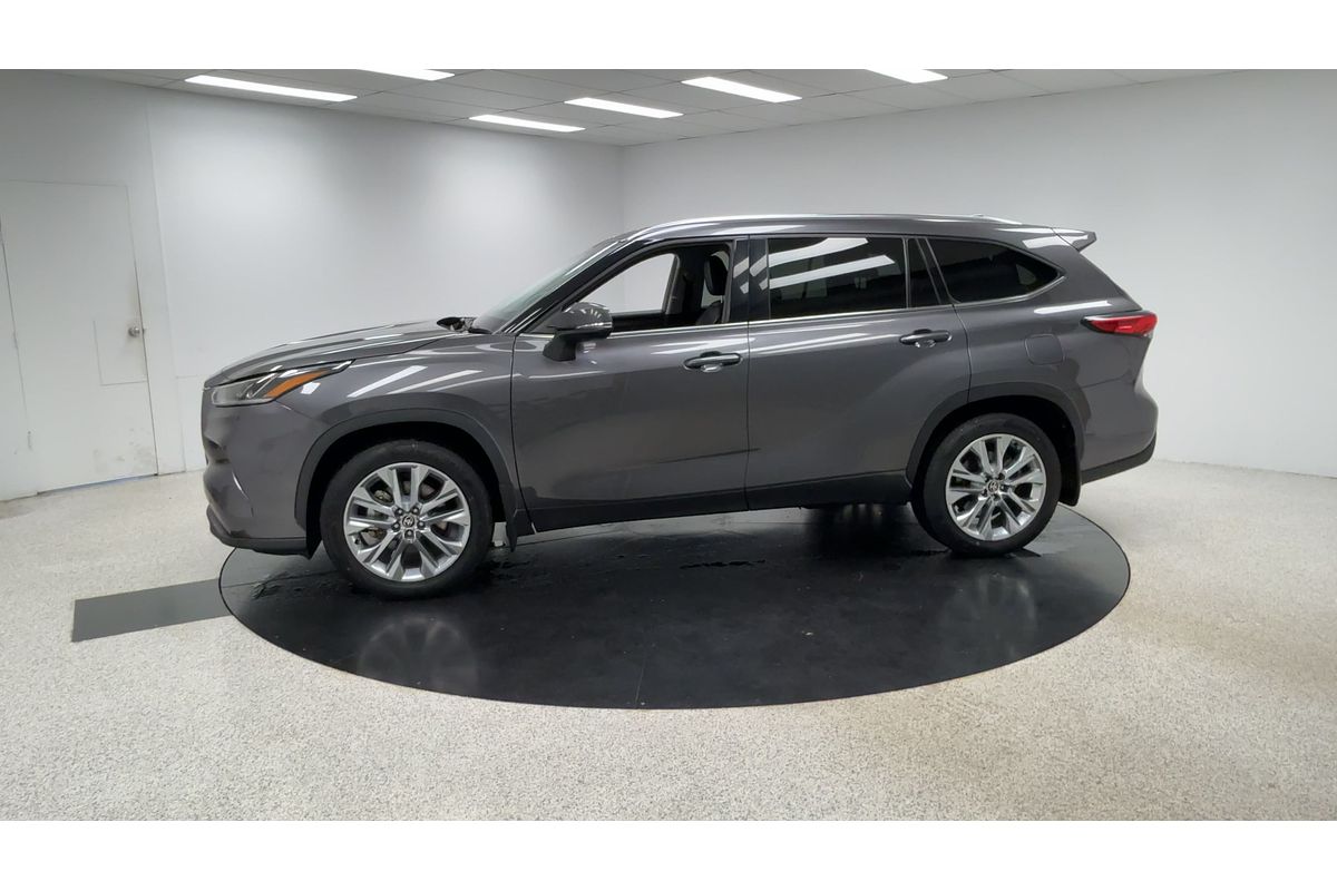 2022 Toyota Kluger Grande GSU75R