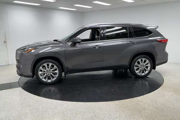 2022 Toyota Kluger Grande GSU75R