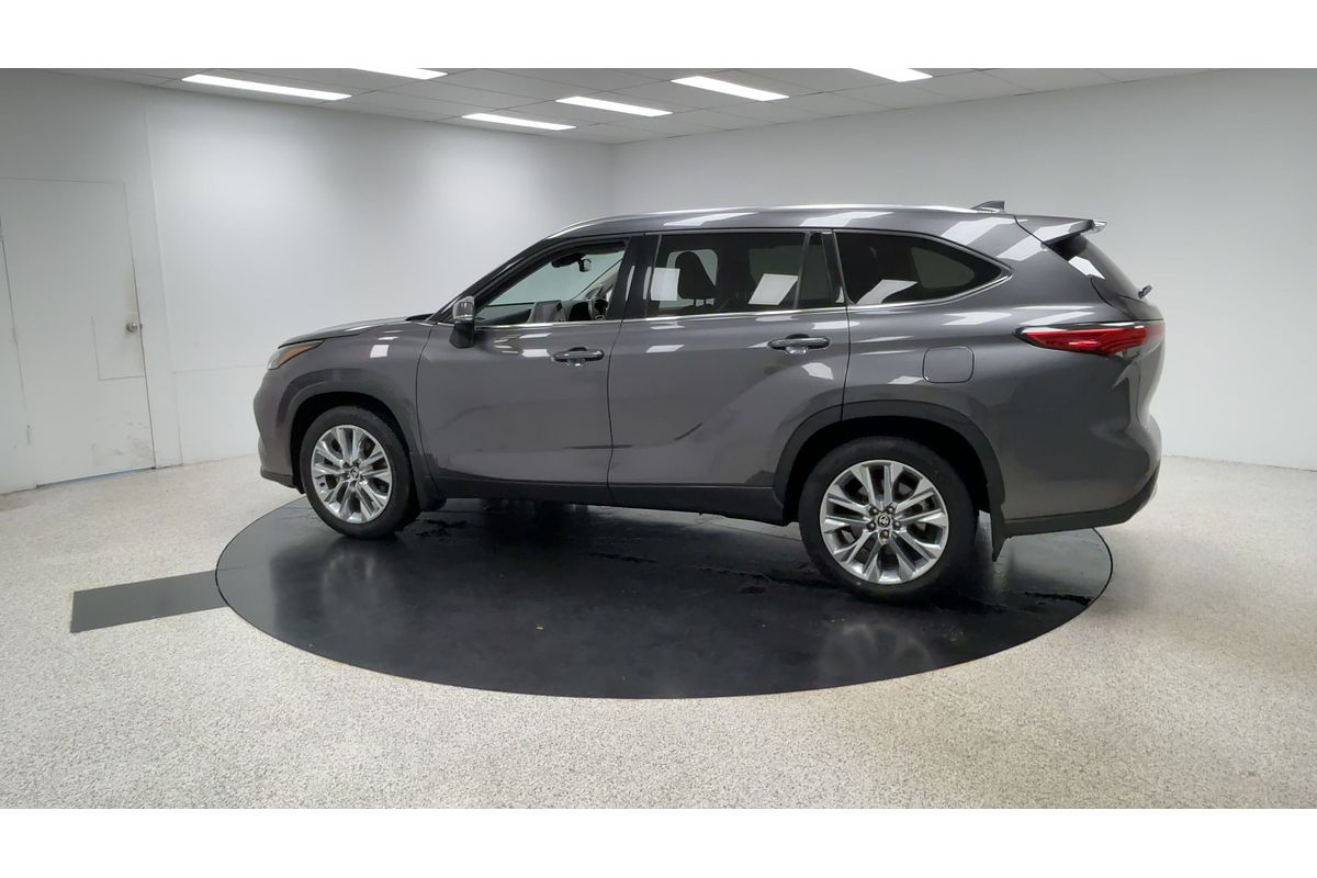 2022 Toyota Kluger Grande GSU75R