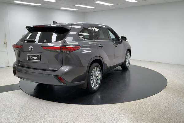 2022 Toyota Kluger Grande GSU75R