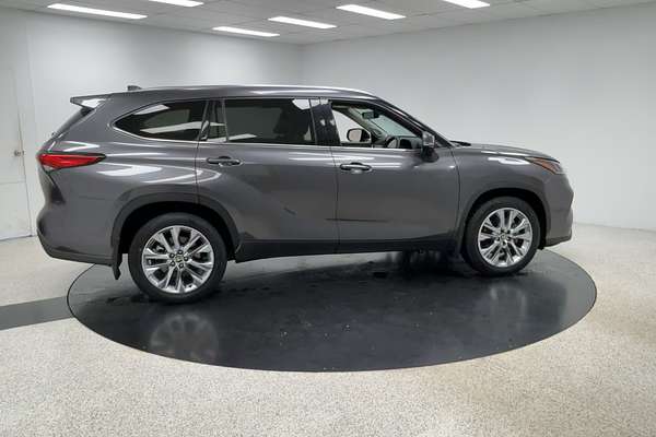 2022 Toyota Kluger Grande GSU75R