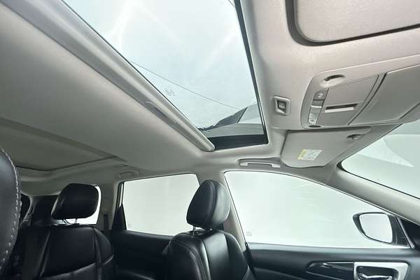 2019 Nissan Pathfinder ST-L R52 Series III