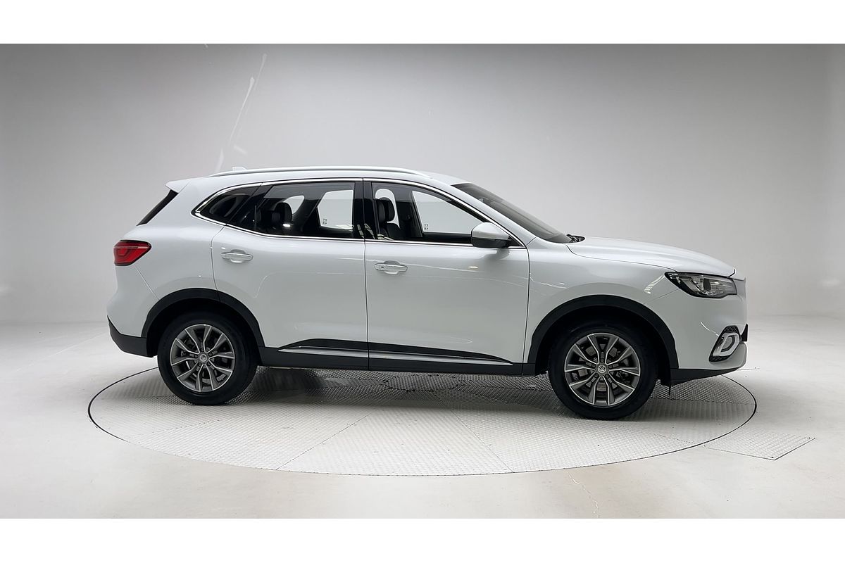 2022 MG HS Vibe SAS23
