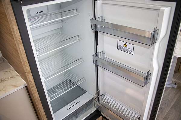 2025 Jayco SILVERLINE CARAVAN 24.75-4.OB.SL-MY25