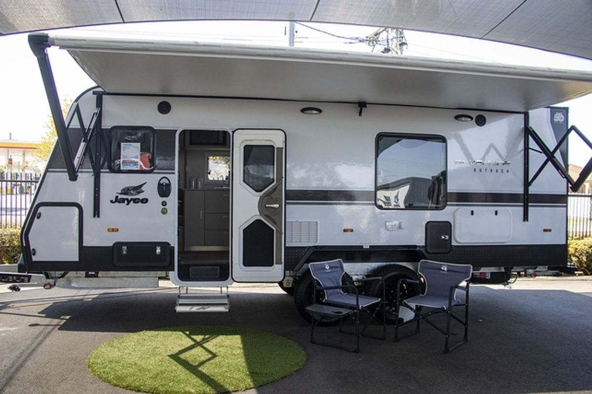 2025 Jayco SILVERLINE CARAVAN 21.65-3.OB.SL-MY25