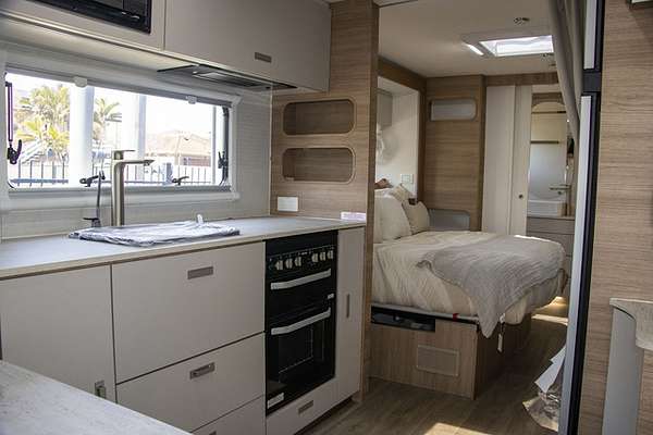 2025 Jayco SILVERLINE CARAVAN 21.65-3.OB.SL-MY25