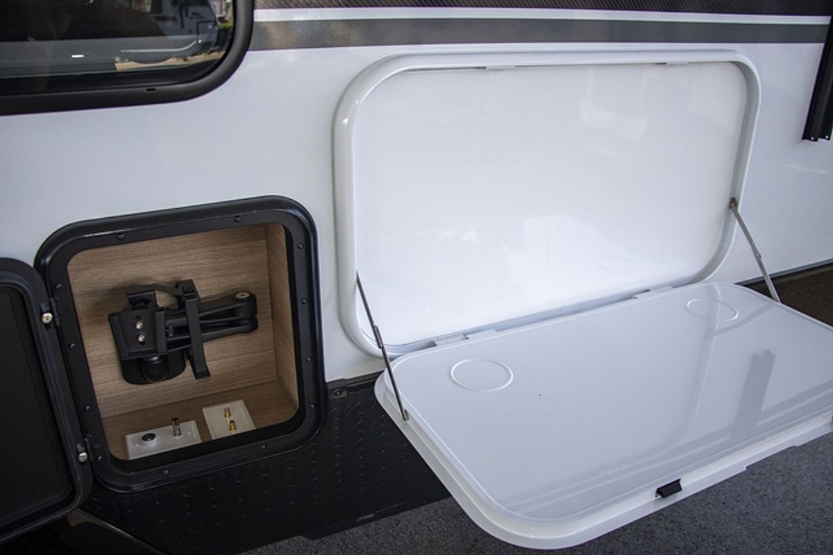 2025 Jayco SILVERLINE CARAVAN 21.65-3.OB.SL-MY25