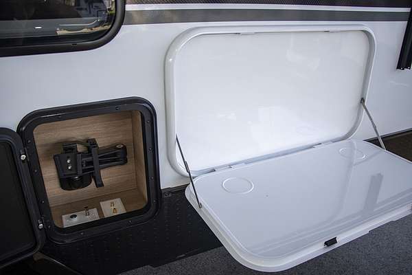 2025 Jayco SILVERLINE CARAVAN 21.65-3.OB.SL-MY25