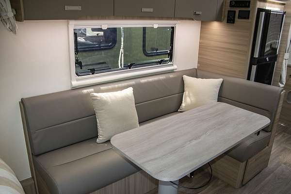 2025 Jayco ALL TERRAIN POPTOP 17.55-8.AT-MY25