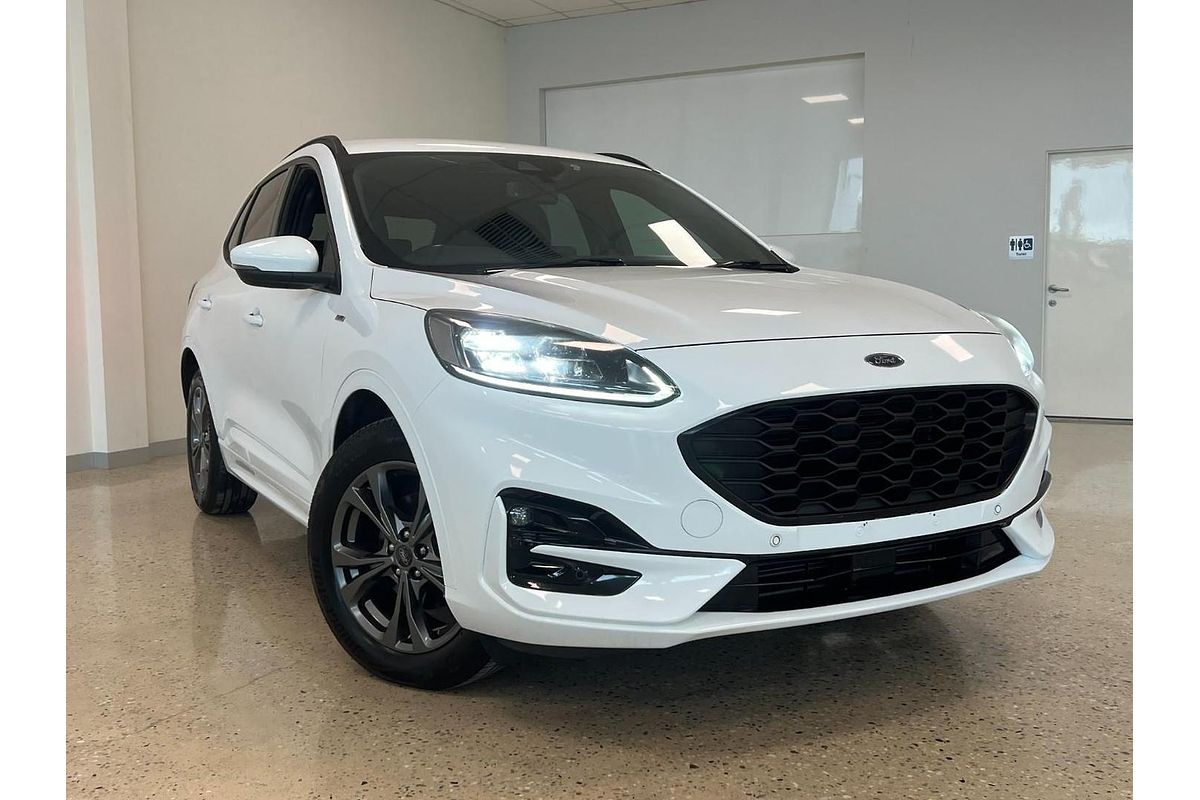 2021 Ford Escape ST-Line ZH