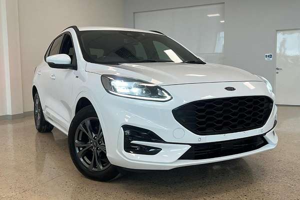 2021 Ford Escape ST-Line ZH
