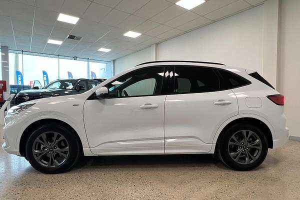 2021 Ford Escape ST-Line ZH
