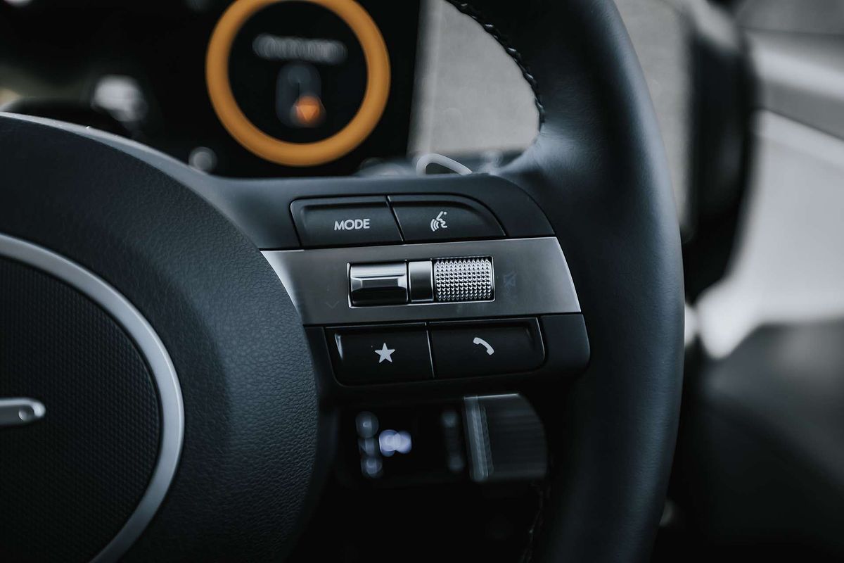 2025 Hyundai Kona Premium SX2.V3