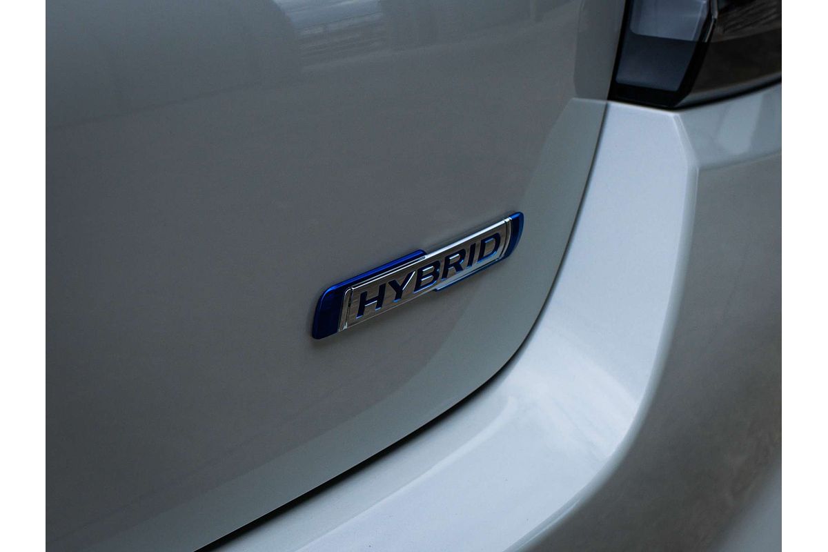 2025 Suzuki Swift Hybrid UZ