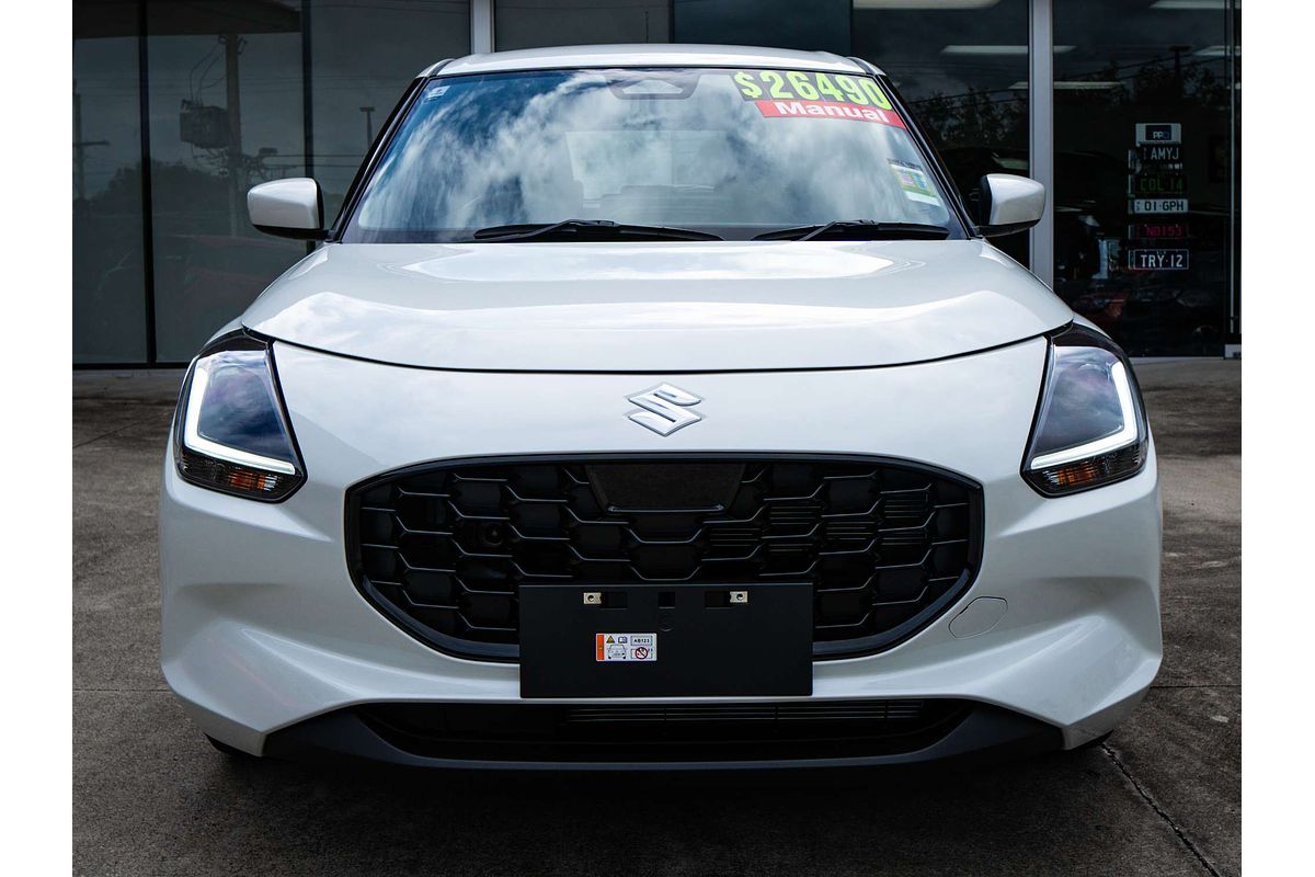 2025 Suzuki Swift Hybrid UZ