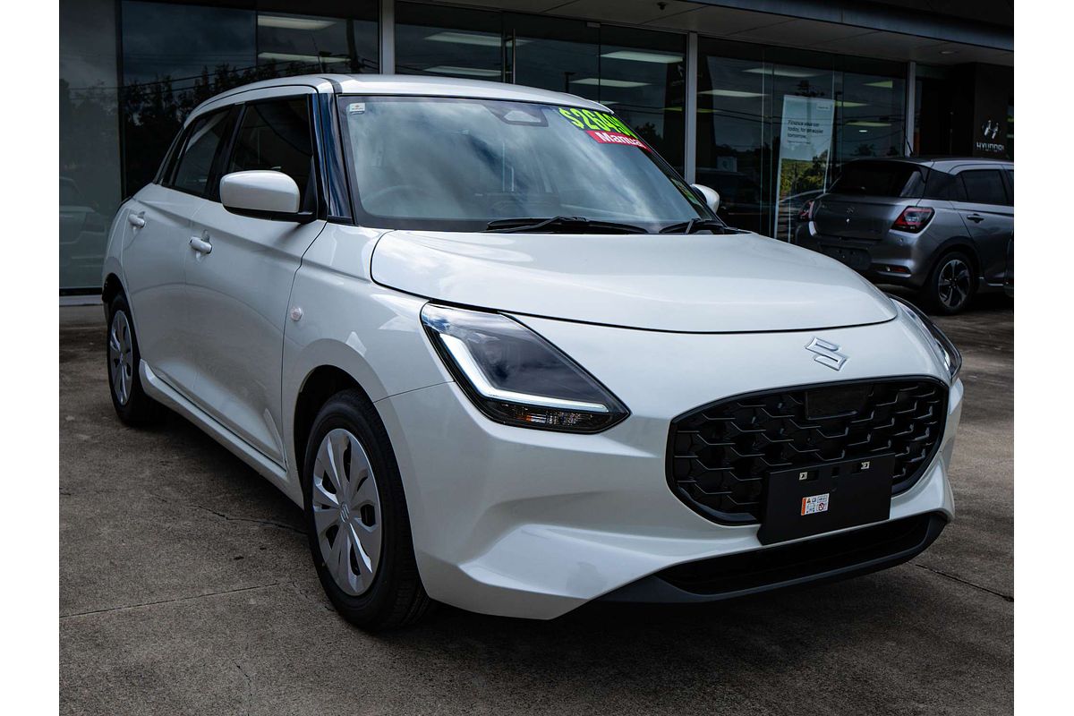 2025 Suzuki Swift Hybrid UZ