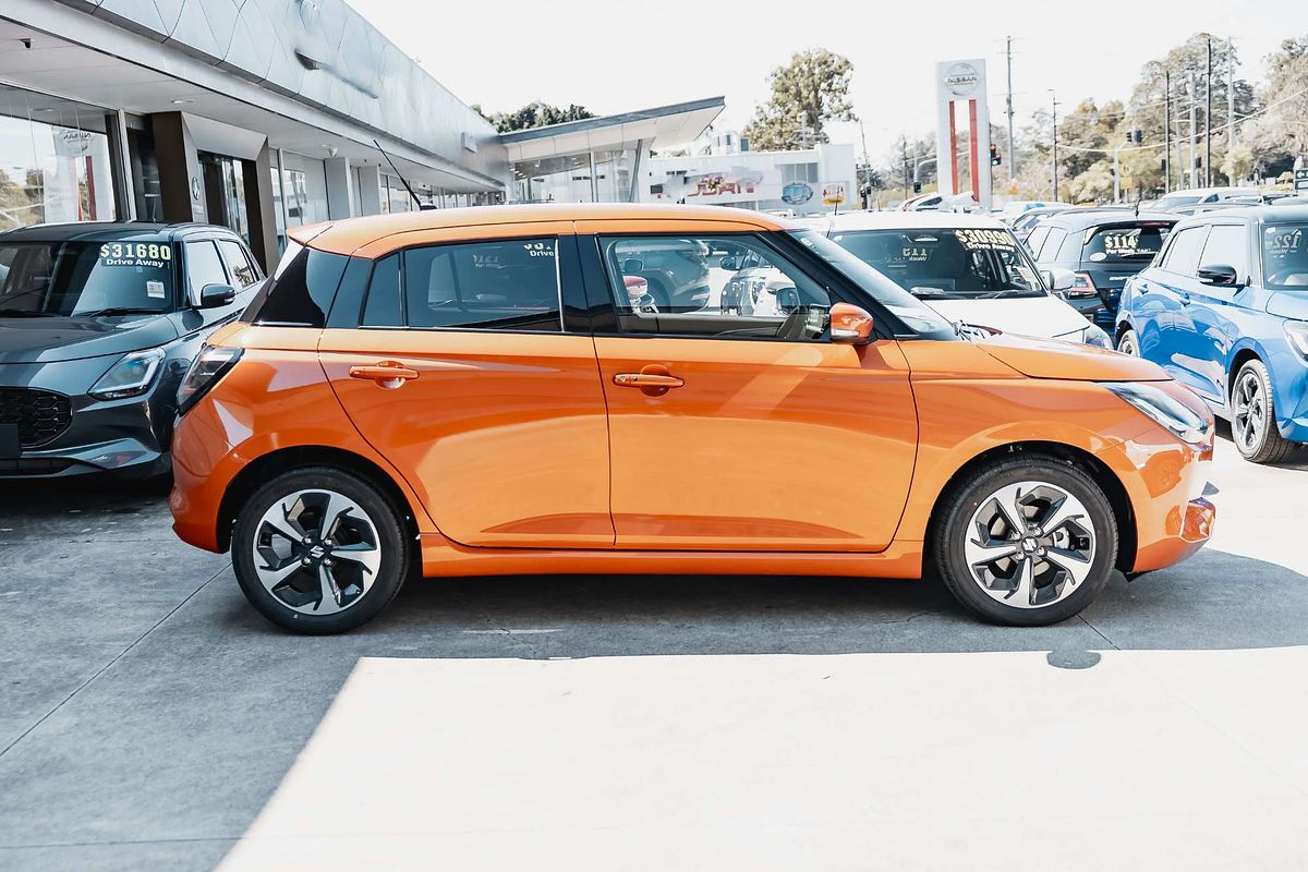 2025 Suzuki Swift Hybrid GLX UZ