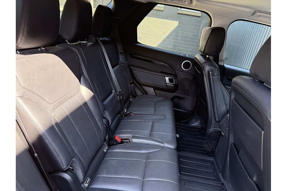 2017 Land Rover Discovery TD6 First Edition Series 5