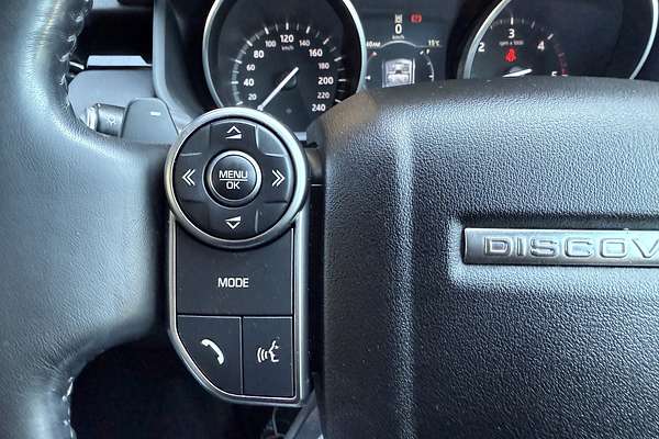 2017 Land Rover Discovery TD6 First Edition Series 5