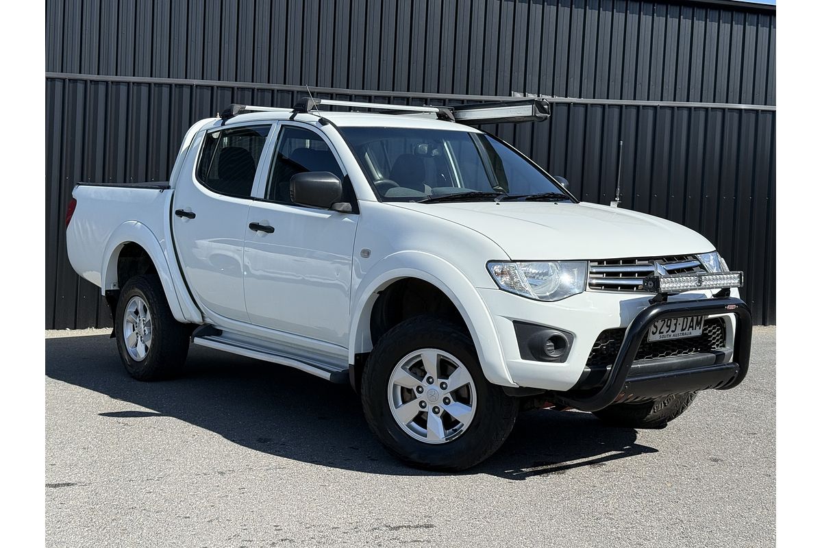 2013 Mitsubishi Triton GLX MN 4X4