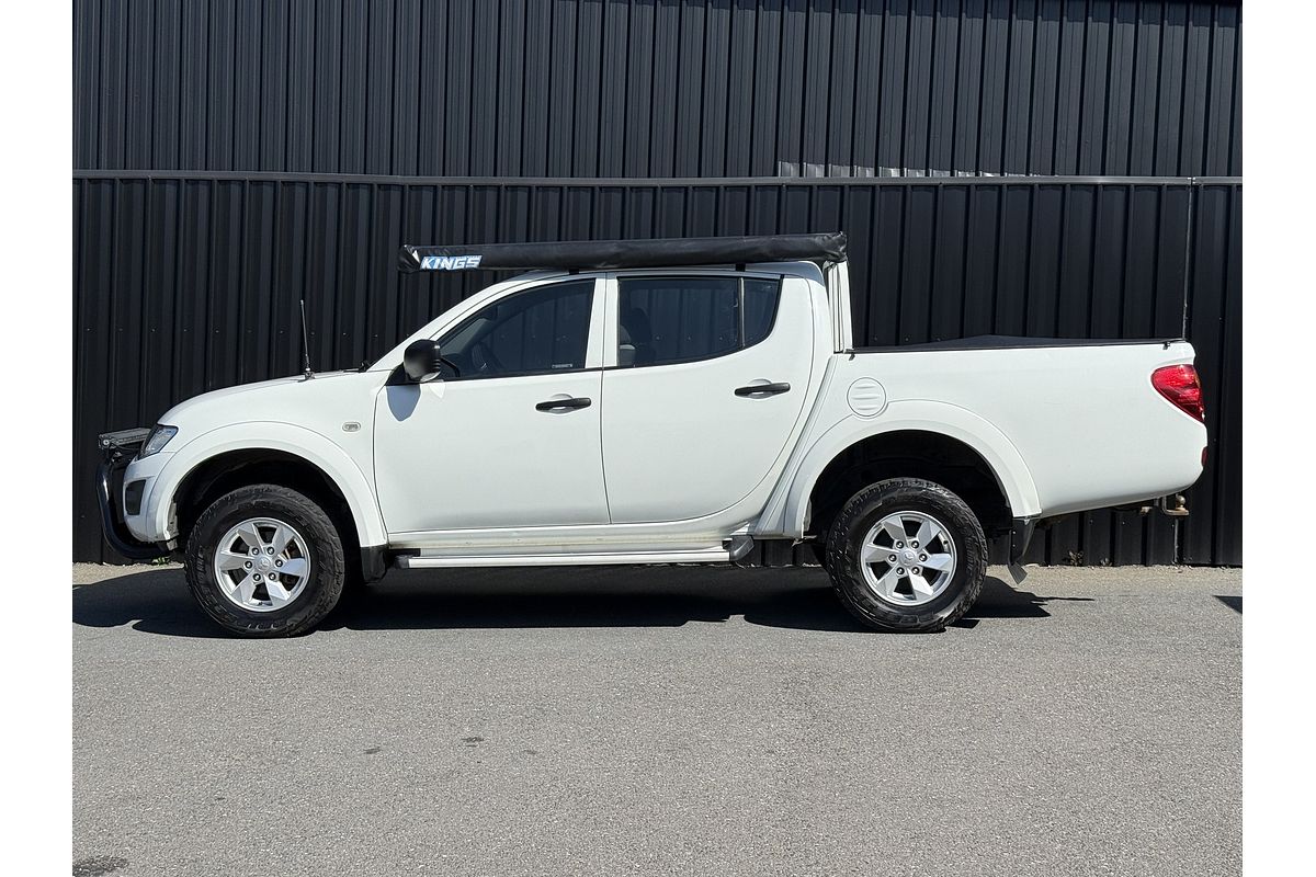 2013 Mitsubishi Triton GLX MN 4X4