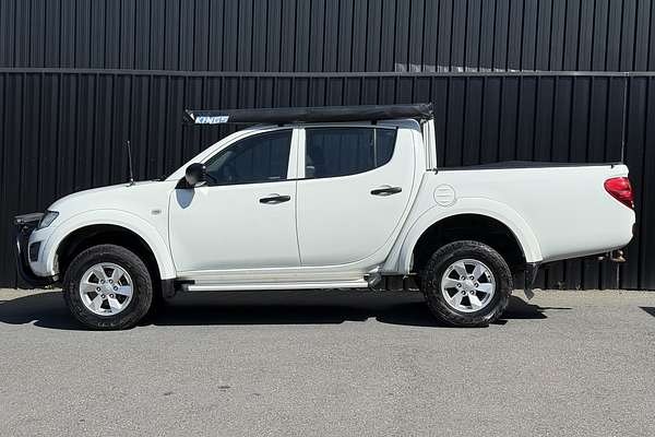 2013 Mitsubishi Triton GLX MN 4X4