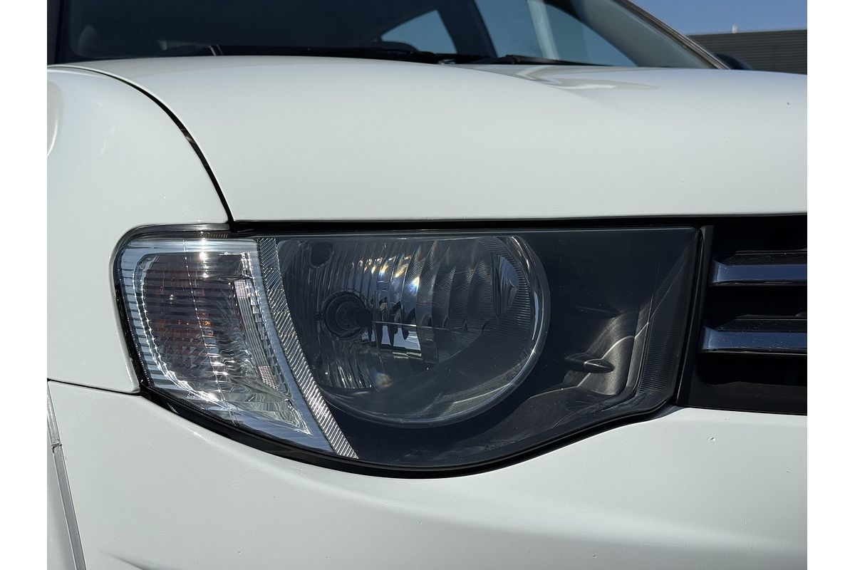 2013 Mitsubishi Triton GLX MN 4X4