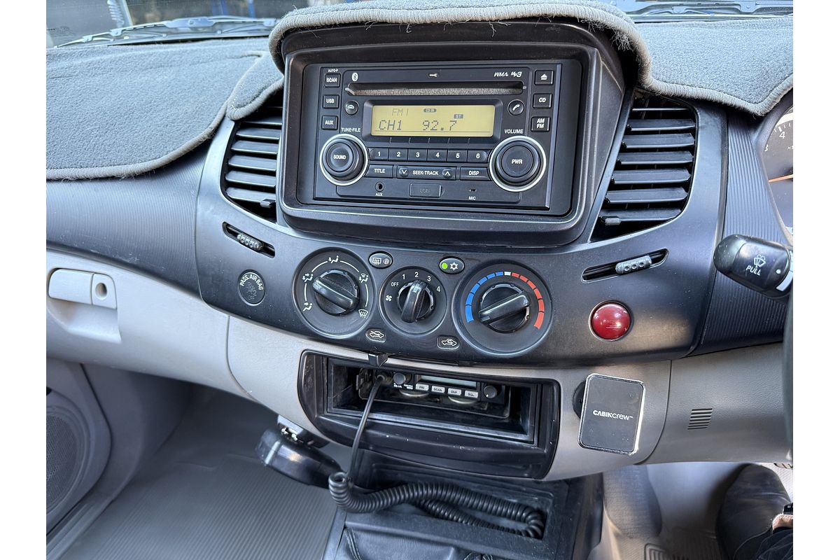 2013 Mitsubishi Triton GLX MN 4X4