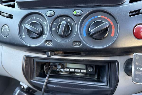 2013 Mitsubishi Triton GLX MN 4X4