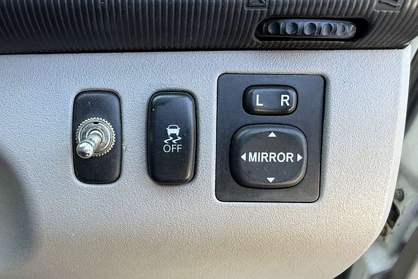 2013 Mitsubishi Triton GLX MN 4X4