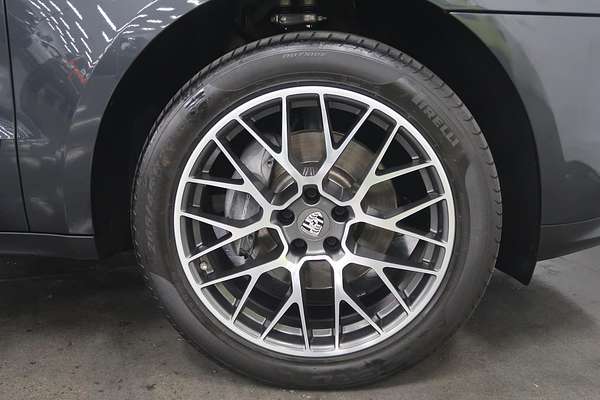 2018 Porsche Macan 95B