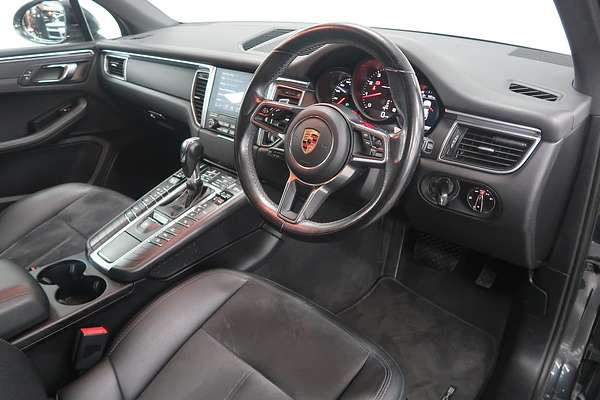 2018 Porsche Macan 95B