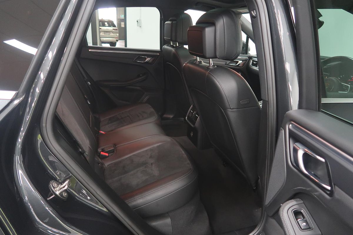 2018 Porsche Macan 95B